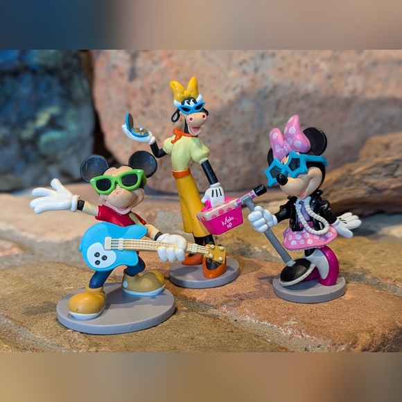 Disney Mickey Mouse & Friends Rockstar Mickey, Minnie,  Clarabelle Cow 3" PVC - Picture 1 of 8